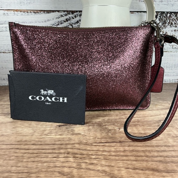 Coach Metallic Cherry Glittering Burgundy Wristlet Sparkly Bag Holidays - Picture 6 of 9